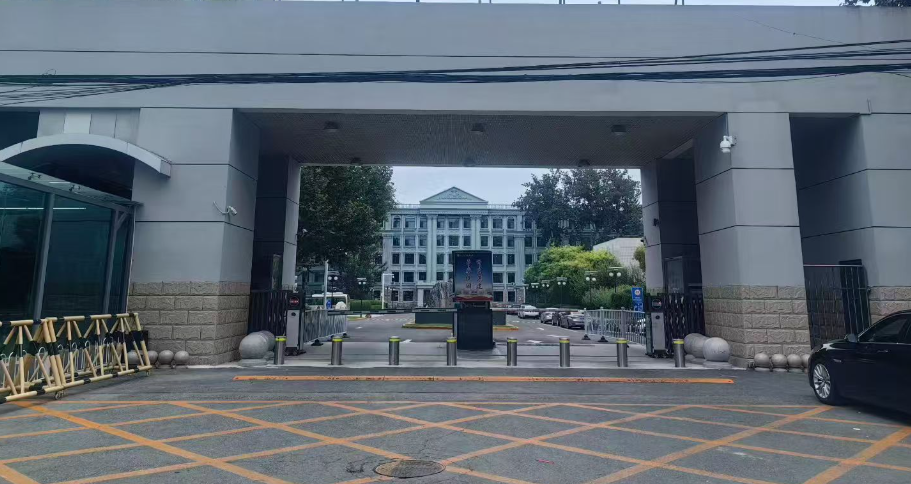 某部委下属研究中心断电演练:升降柱的“应急课”电动升降柱厂家